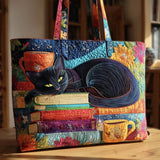 Handgefertigte Stepptasche – Schwarze Katze mit Büchern und Tassen