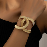 Elegantes doppeltes Goldarmband