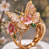 Glänzender Schmetterlingsring mit Zirkonia