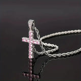 Halskette mit Kreuz
