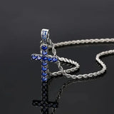 Halskette mit Kreuz
