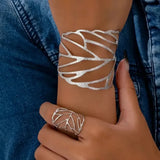 Retro-Armband mit Blattdesign