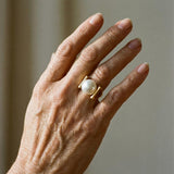 Retro-Goldring mit Perlenbesatz