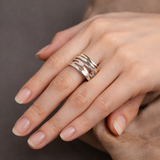 Retro-Ring „Oco“ in Gold und Weißgold