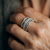 Retro-Ring mit mehrreihigen Zirkonia
