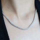 Tenniskette in Gold